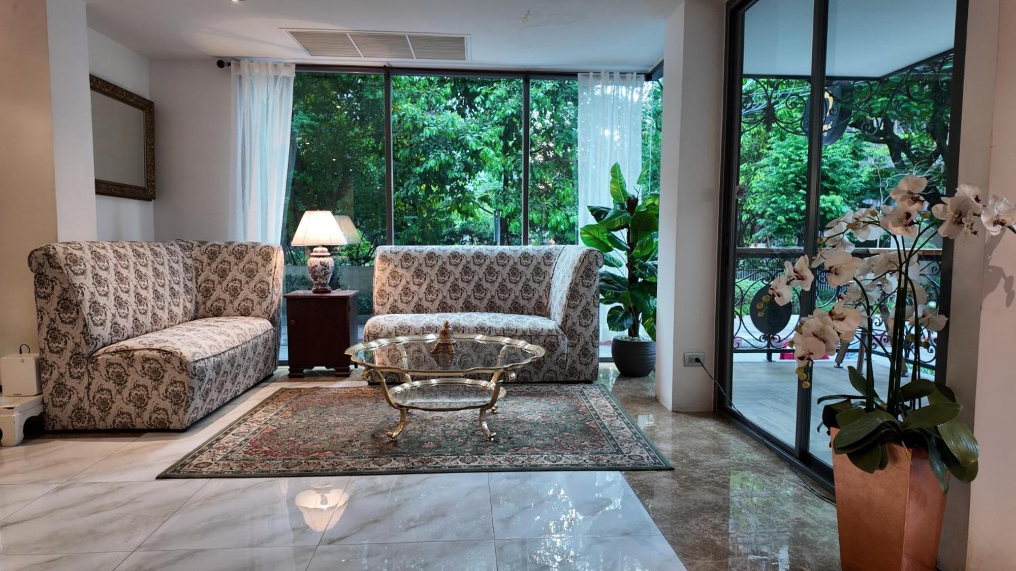 Syama Mansion Sukhumvit Hotel Bangkok Exterior photo